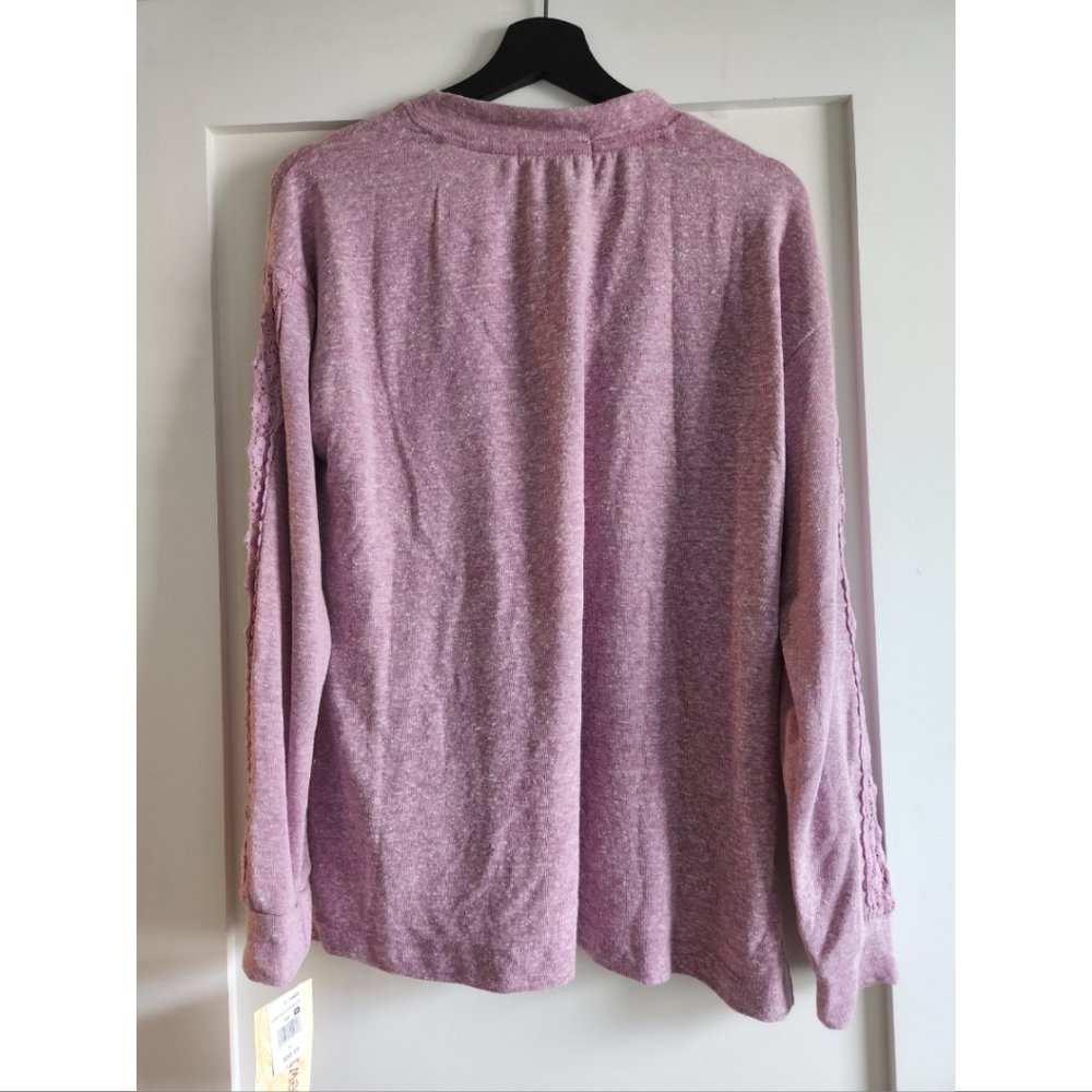 NWT Lavender lightweight sweater - Picture 2 of 7
